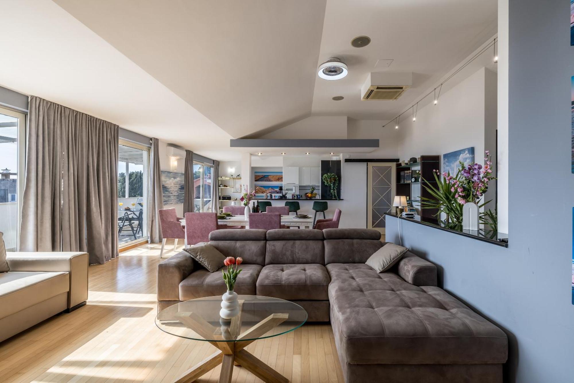 Urban Utopia Penthouse With Private Parking Сплит Екстериор снимка