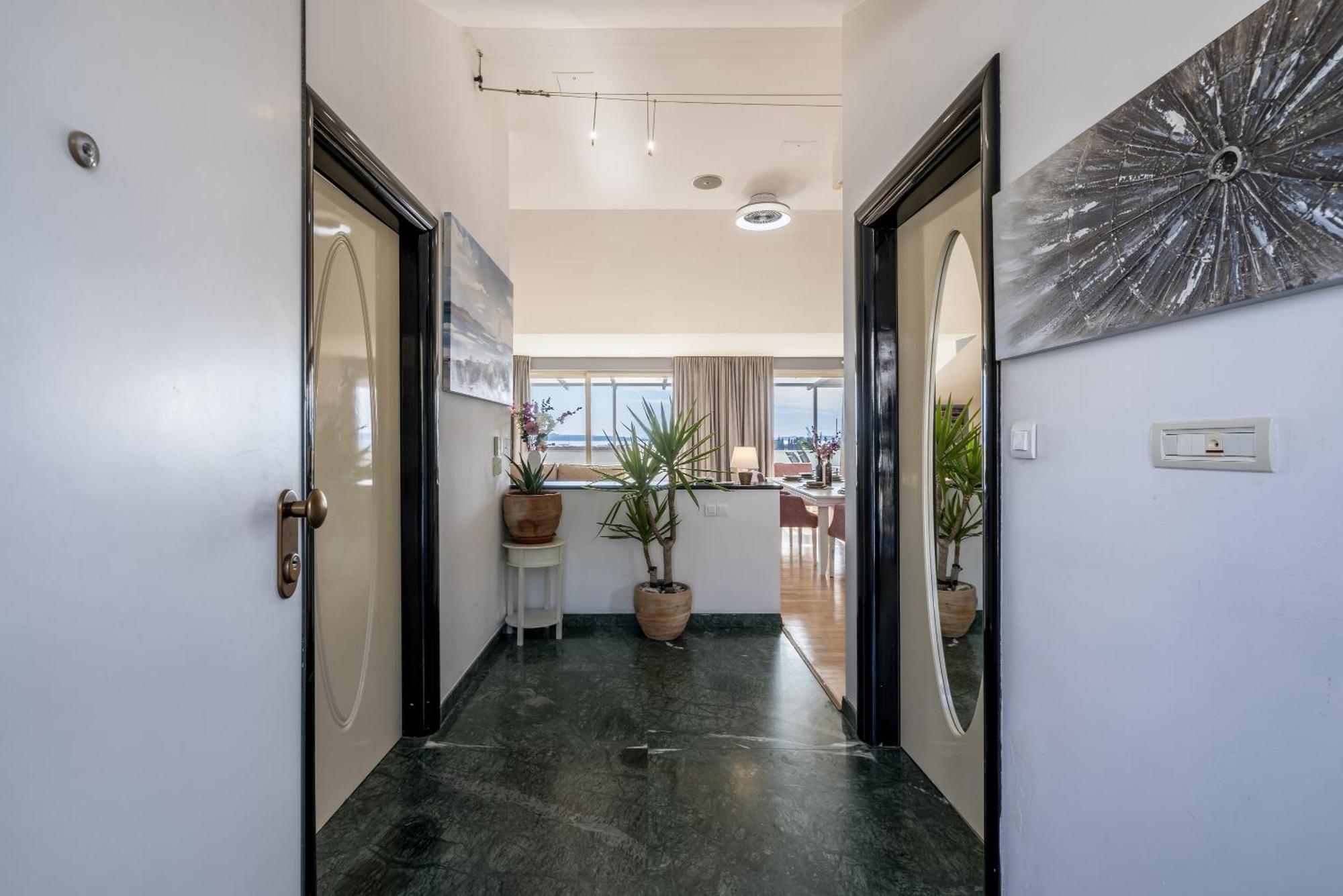 Urban Utopia Penthouse With Private Parking Сплит Екстериор снимка